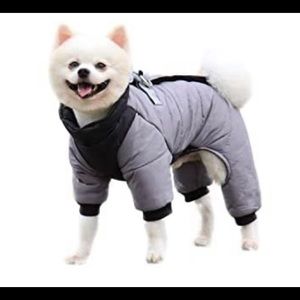 SMALL BREED WINTER DOG COAT! GRAY WITH VELCRO CLOSE AND ATTACHED HARNESS!!!